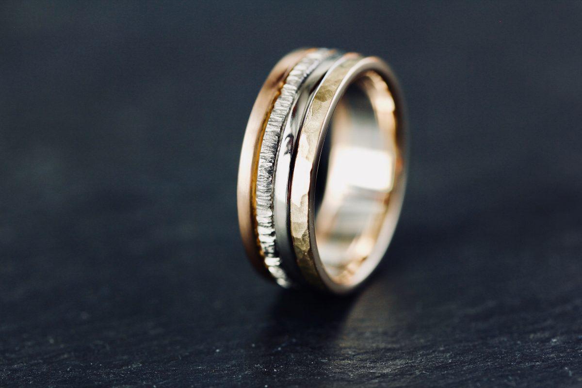 Bague en or avec émeraude et diamant - Sébastien Joaillier Créateur