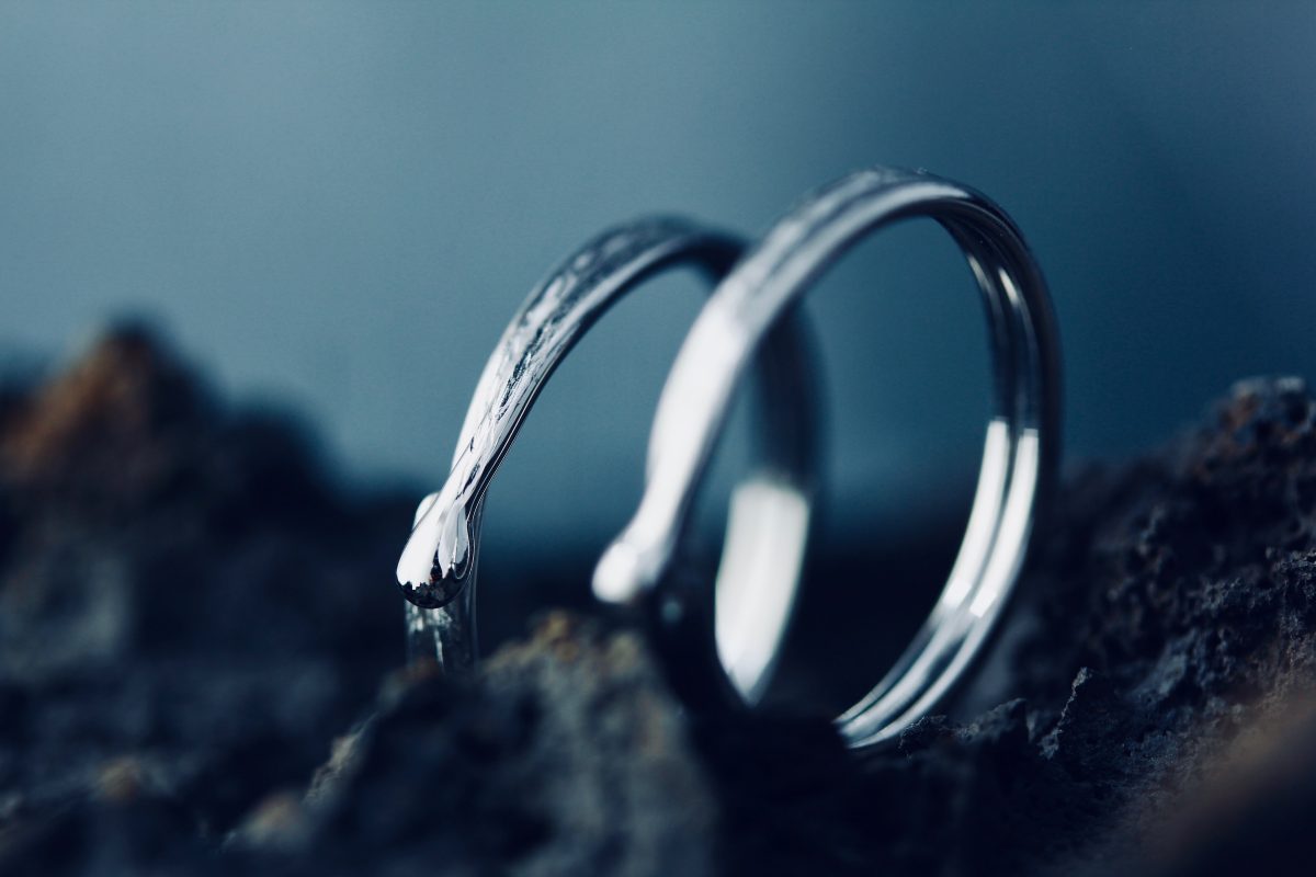 Alliances "Gouttes de Vent". - bijoutier joaillier créateur Valenciennes